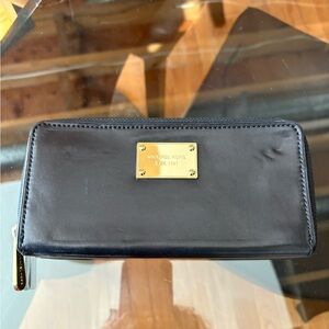 NWOT Michael Kors Black Leather Wallet with Gold Logo Plate